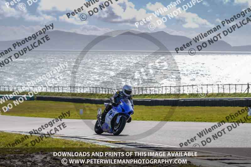 anglesey no limits trackday;anglesey photographs;anglesey trackday photographs;enduro digital images;event digital images;eventdigitalimages;no limits trackdays;peter wileman photography;racing digital images;trac mon;trackday digital images;trackday photos;ty croes